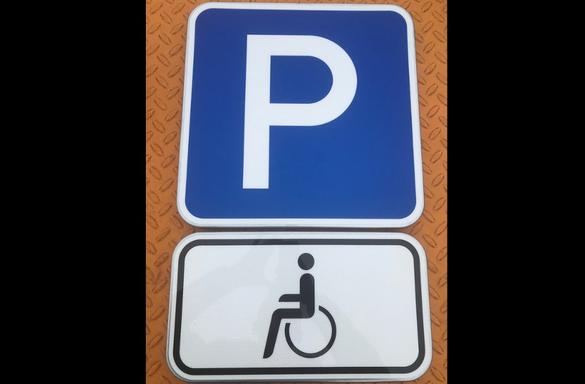 Nove označenie parkovanie Mesto Malacky