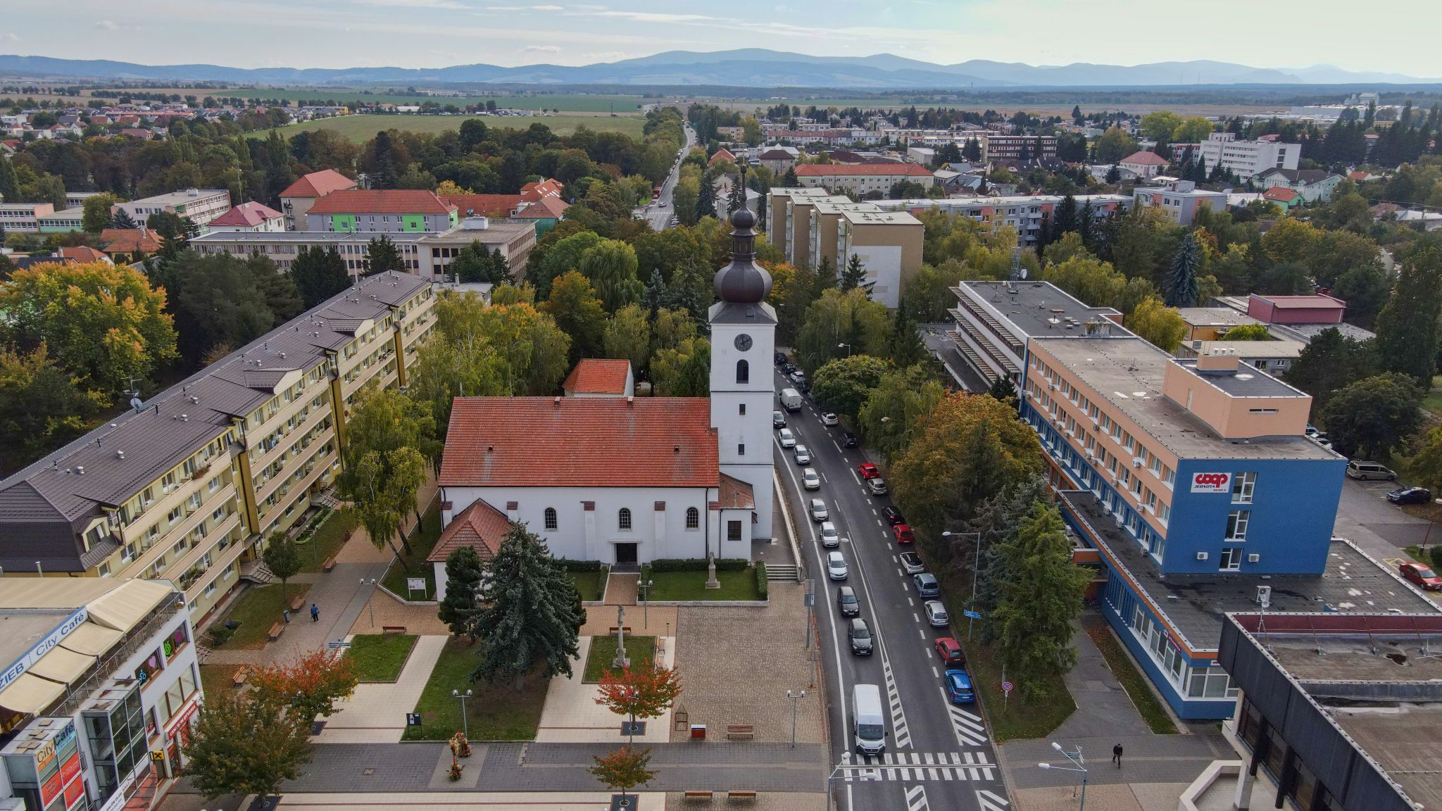 Kostol Navštívenia Panny Márie, Senica Autor: Vladimír Miček