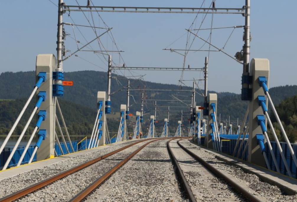 Elektrifikácia trate ilustračné foto zdroj: reming